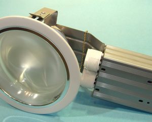TODI 慳電管反光筒燈（浴室燈）